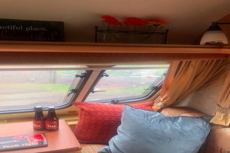 Photo of property in 110a Ruebe Road, Buckland, Pukekohe, 2677