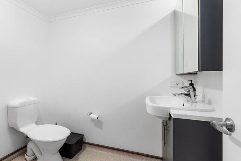 Photo of property in Monvie Apartments, 312/15 Holland Street, Te Aro, Wellington, 6011