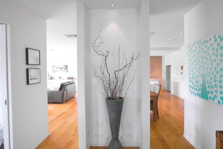 Photo of property in 48 Rossington Drive, West Melton, 7618