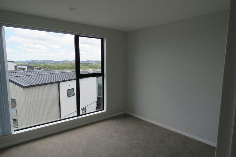 Photo of property in 167a Wainui Road, Silverdale, 0932