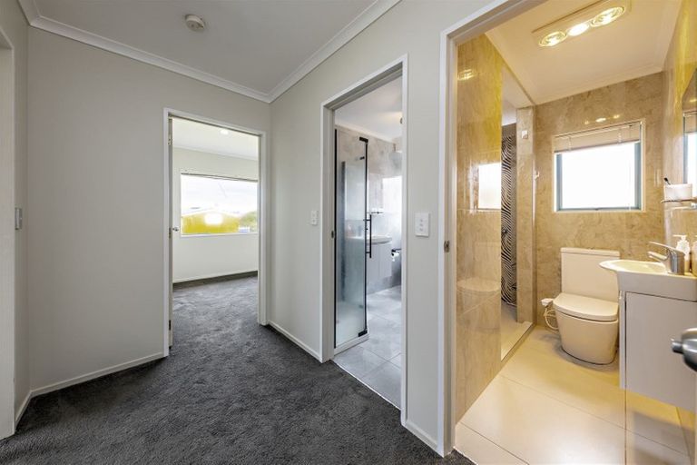 Photo of property in 28 Bicknell Road, Favona, Auckland, 2024