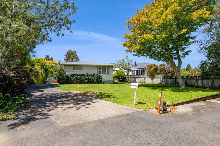 Photo of property in 28e Wallath Road, Westown, New Plymouth, 4310