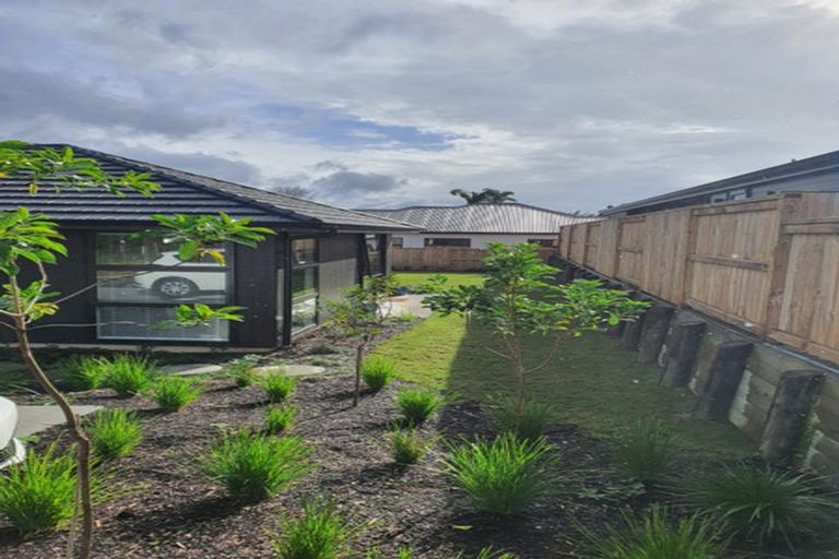 Photo of property in 49b Western Avenue, Omokoroa, 3172