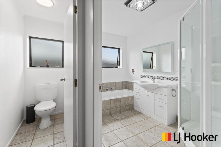 Photo of property in 13c Nelson Street, Papakura, 2110