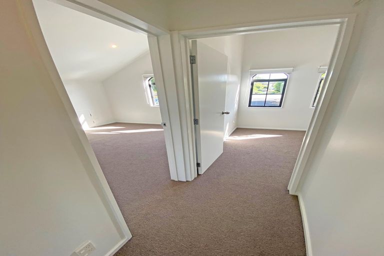 Photo of property in 8/41 The Avenue, Albany, Auckland, 0632