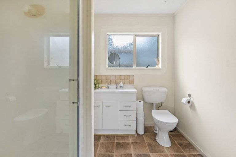 Photo of property in 2/4 Cumberland Street, Tauhara, Taupo, 3330