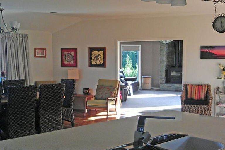 Photo of property in 161 Sunflower Road, Balclutha, 9274