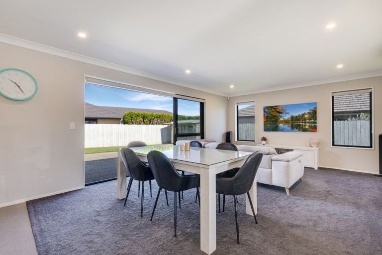 Photo of property in 23 Searle Drive, Patumahoe, Pukekohe, 2679