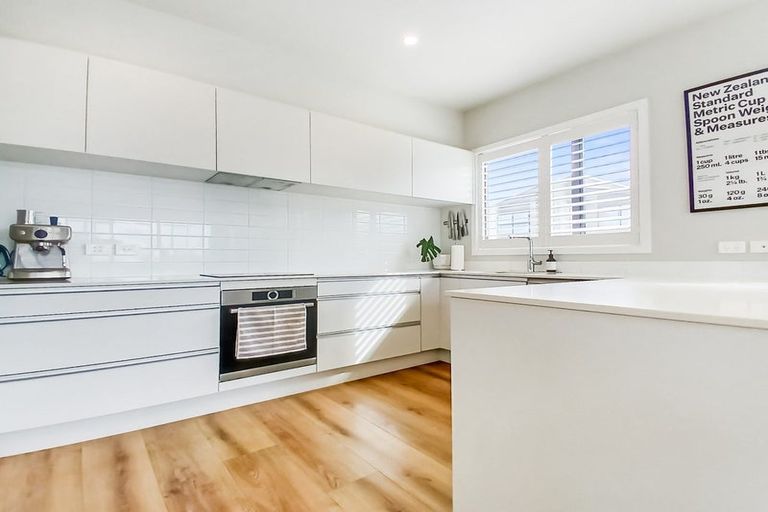 Photo of property in 17 Dorricott Avenue, Hobsonville, Auckland, 0616