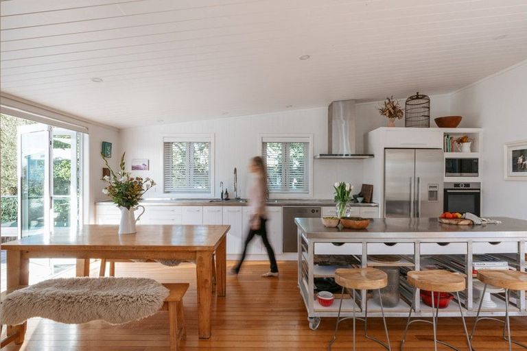 Photo of property in 36 Te Ngaio Road, Mount Maunganui, 3116