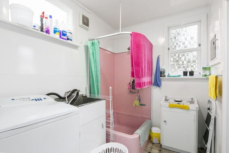 Photo of property in 482 Hillside Road, Caversham, Dunedin, 9012