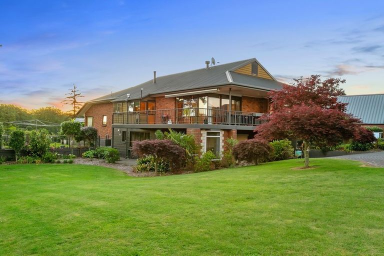 Photo of property in 1 Victoria Street, Cambridge, 3434