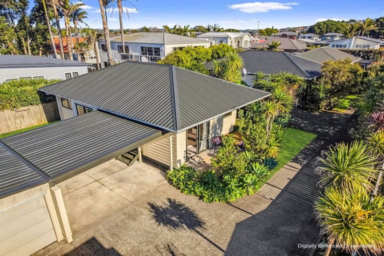 Photo of property in 2/434 Hibiscus Coast Highway, Orewa, 0931