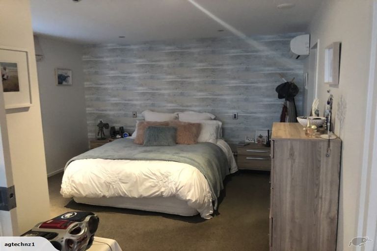 Photo of property in Vivaldi Apartments, 5/48 Marine Parade, Mount Maunganui, 3116