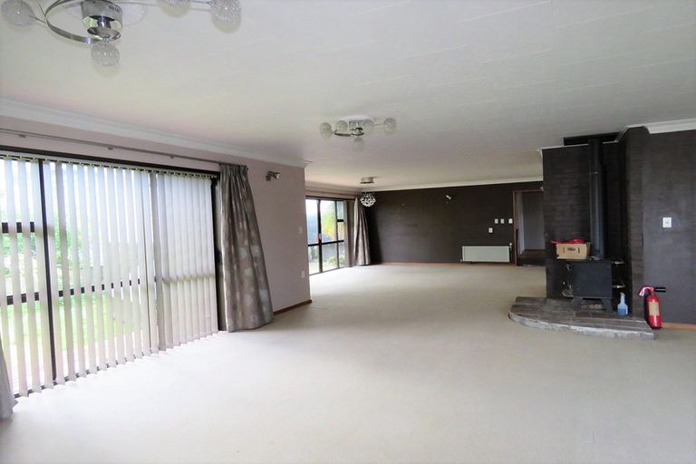 Photo of property in 17 Henley Street, Westport, 7825