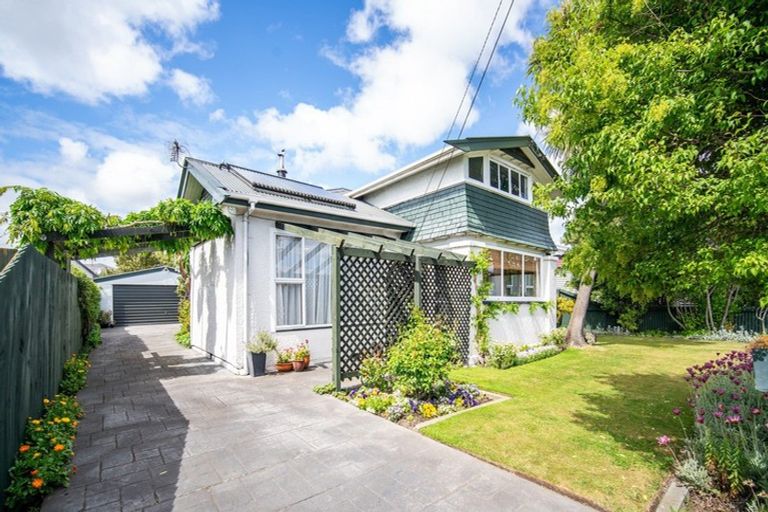 Photo of property in 8 Bletsoe Avenue, Spreydon, Christchurch, 8024