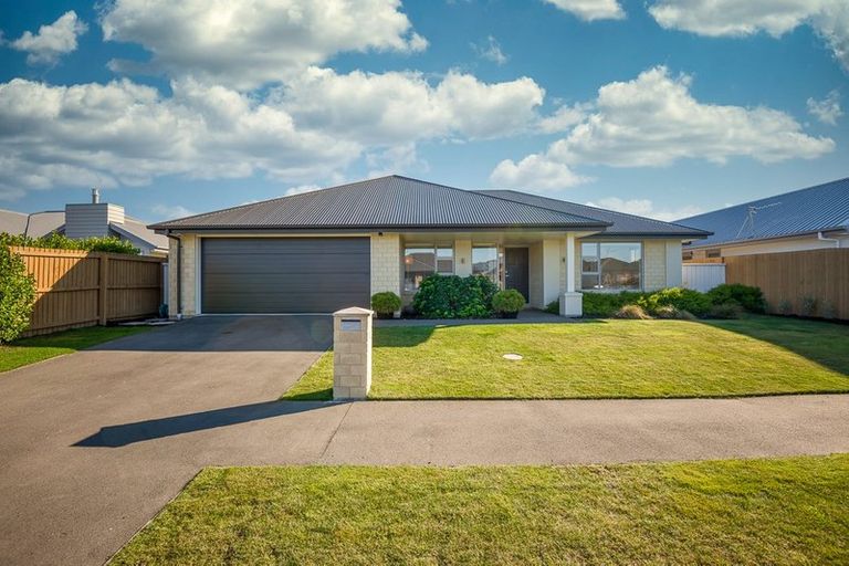 Photo of property in 20 Bamber Crescent, Halswell, Christchurch, 8025