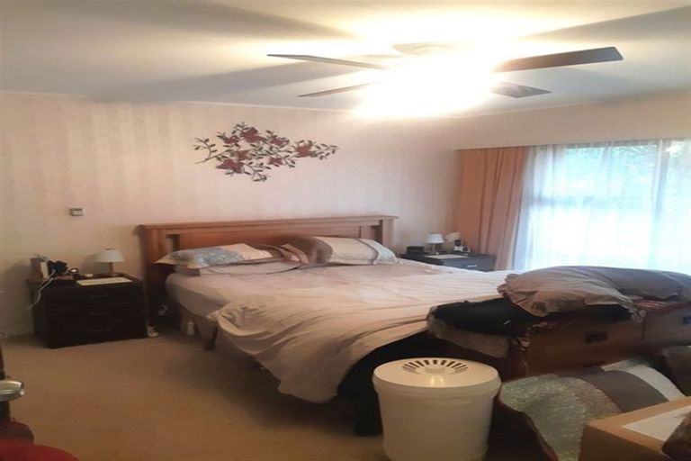 Photo of property in 10 Hazeldene Place, Opaheke, Papakura, 2113