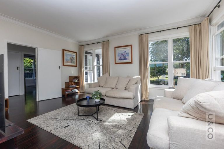 Photo of property in 11 Elliot Street, Riverhead, 0820