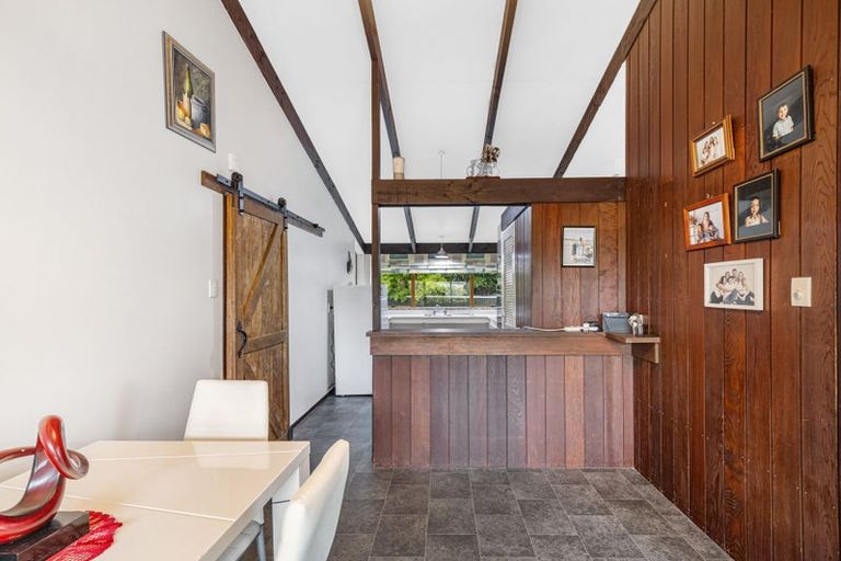 Photo of property in 17 Akepiro Place, Tawhero, Whanganui, 4501