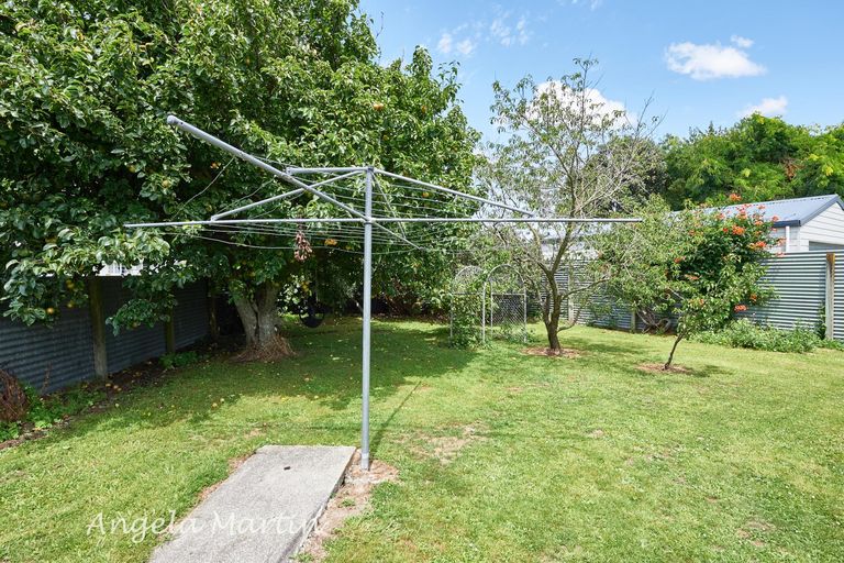 Photo of property in 15 Avon Terrace, Roslyn, Palmerston North, 4414