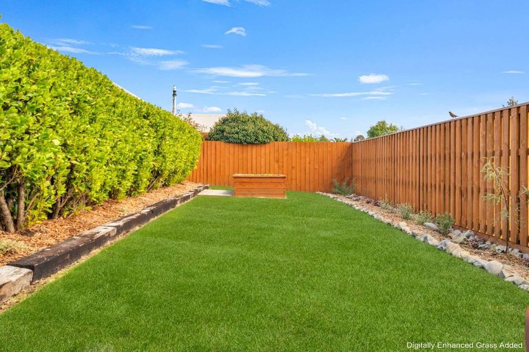 Photo of property in 4 Stonebridge Lane, Oxford, 7430