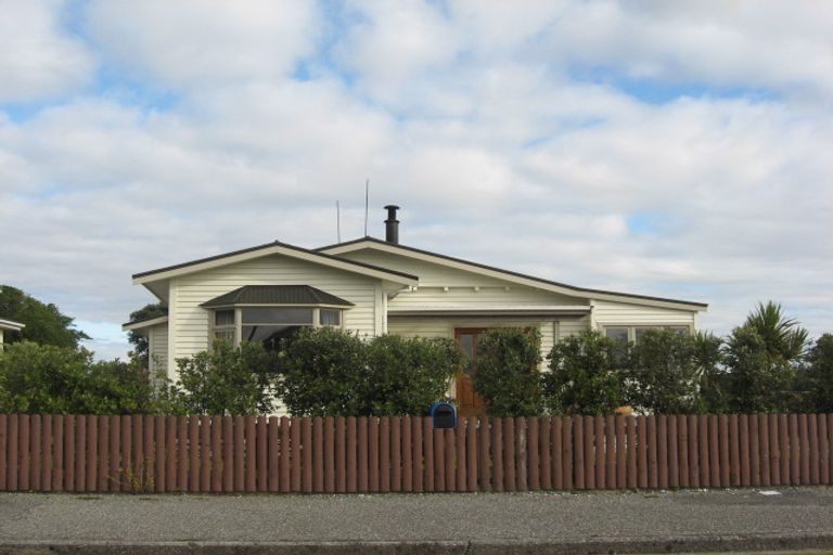 Photo of property in 4 Robinson Street, Blaketown, Greymouth, 7805
