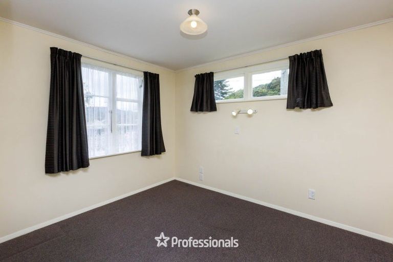 Photo of property in 8 Wilkie Crescent, Naenae, Lower Hutt, 5011