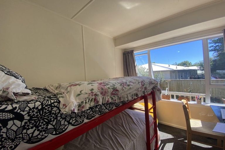 Photo of property in 110a Cook Street, Marfell, New Plymouth, 4310