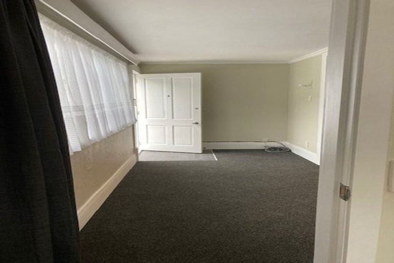 Photo of property in 23 Tinakori Road, Thorndon, Wellington, 6011