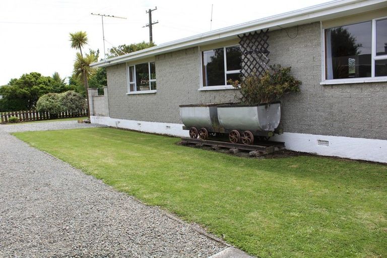 Photo of property in 45 Dejoux Road, Winton, 9720