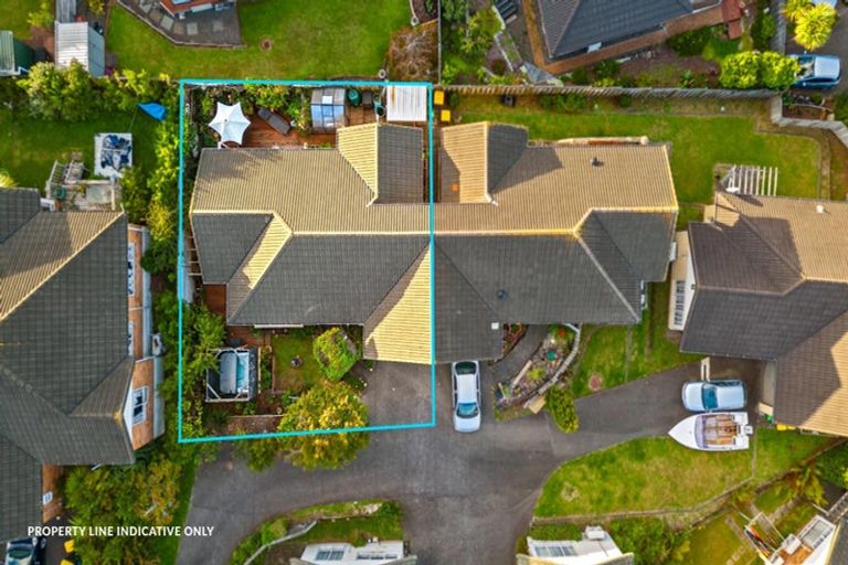 Photo of property in 23 Regents Park Place, Westgate, Auckland, 0614