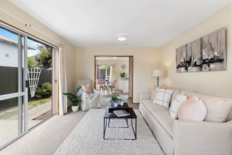 Photo of property in 2/12 Barrie Street, Addington, Christchurch, 8024