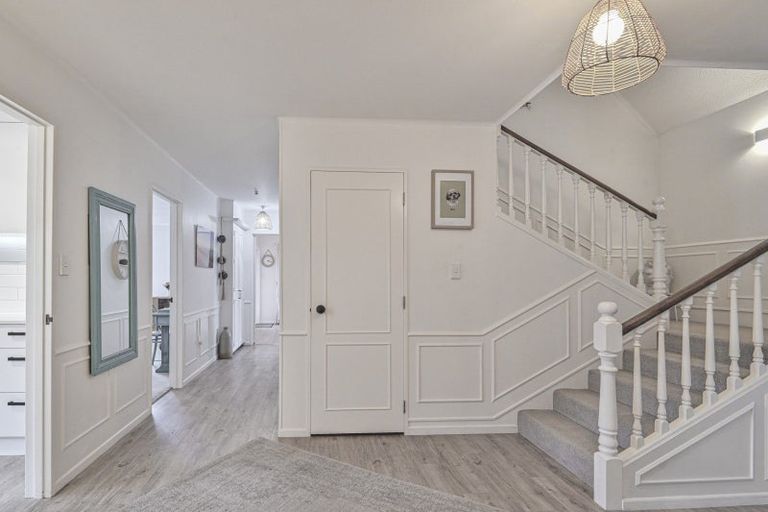 Photo of property in 609 Roberts Street, Hastings, 4122