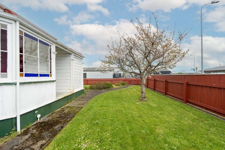 Photo of property in 2 Monckton Street, Feilding, 4702