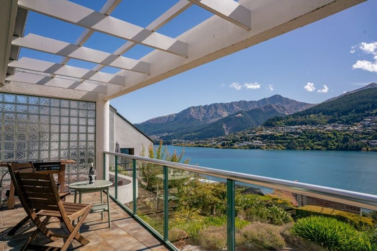 Photo of property in 415 Peninsula Road, Kelvin Heights, Queenstown, 9300