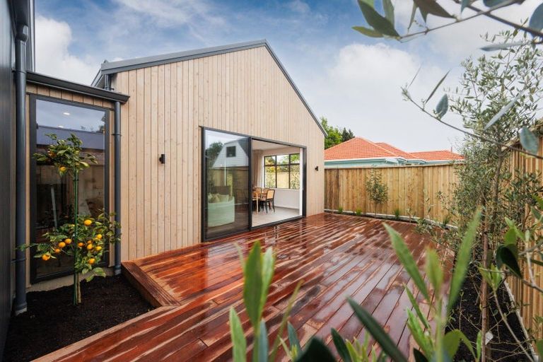 Photo of property in 29 Hardie Street, Hokowhitu, Palmerston North, 4410