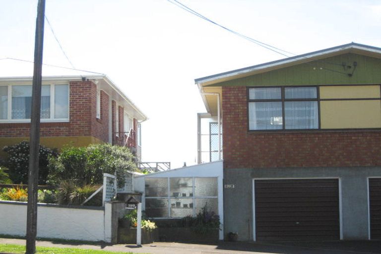 Photo of property in 189 Gill Street, Strandon, New Plymouth, 4312