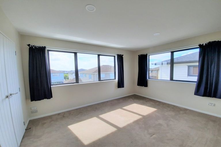 Photo of property in 11 Drumbuoy Drive, Flat Bush, Auckland, 2019