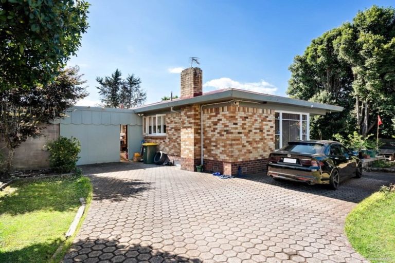 Photo of property in 419 Massey Road, Mangere East, Auckland, 2024