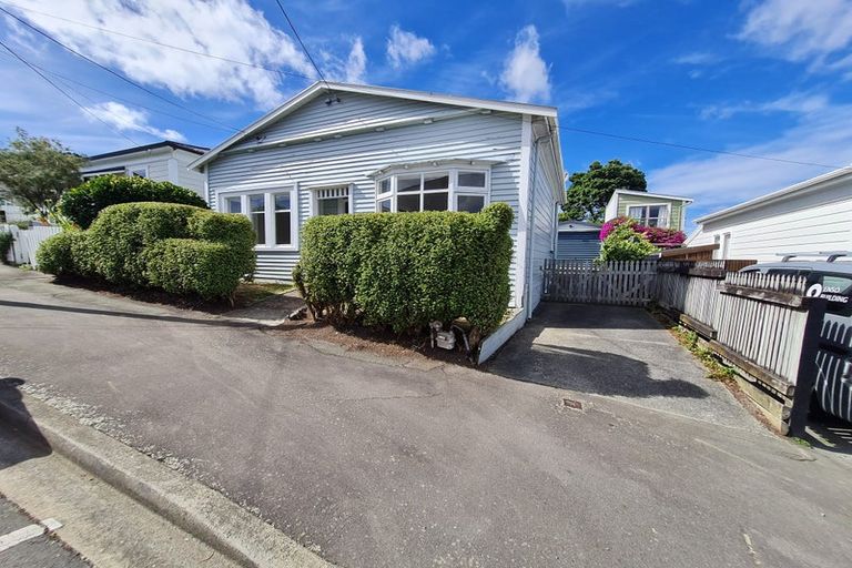 Photo of property in 11 Angus Avenue, Berhampore, Wellington, 6023
