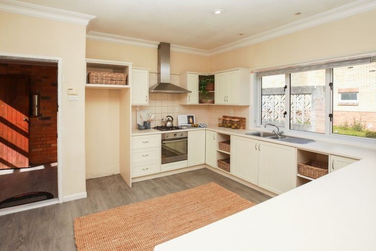 Photo of property in 110 Macfarlane Street, Hamilton East, Hamilton, 3216