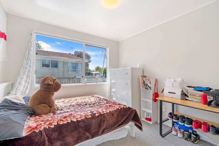 Photo of property in 6 Karina Place, Glen Eden, Auckland, 0602