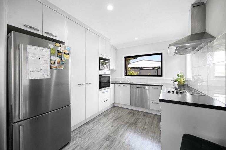 Photo of property in 27 Stan Heather Drive, Glenview, Hamilton, 3206