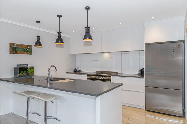 Photo of property in 65 Madison Terrace, Silverdale, 0932