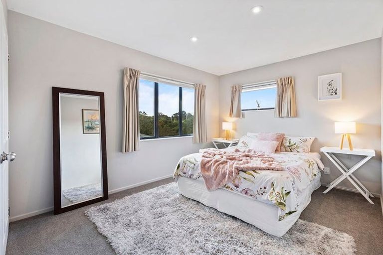 Photo of property in 6 Sample Road, Albany, Auckland, 0632