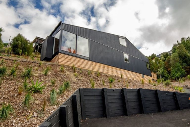 Photo of property in 17 Harkess Lane, Lyttelton, 8082