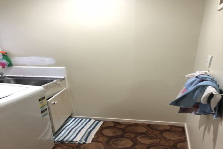 Photo of property in 58 Everglade Drive, Goodwood Heights, Auckland, 2105