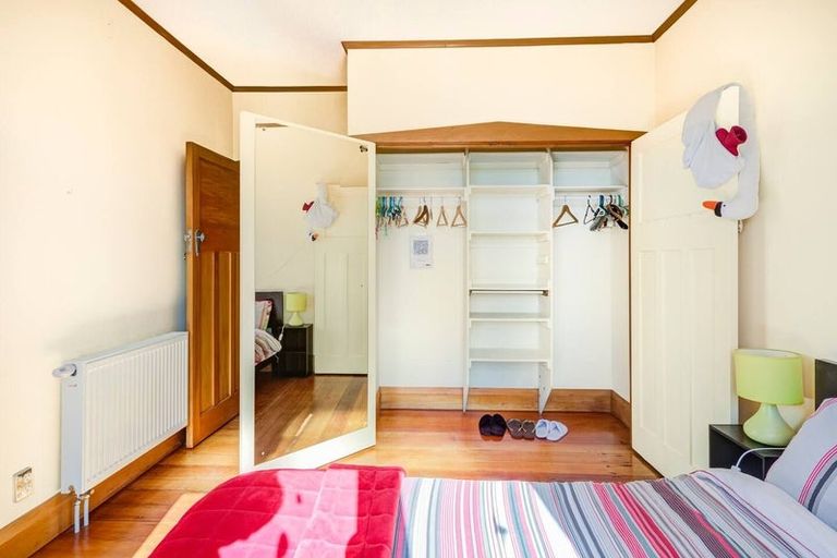 Photo of property in 57 View Road, Houghton Bay, Wellington, 6023