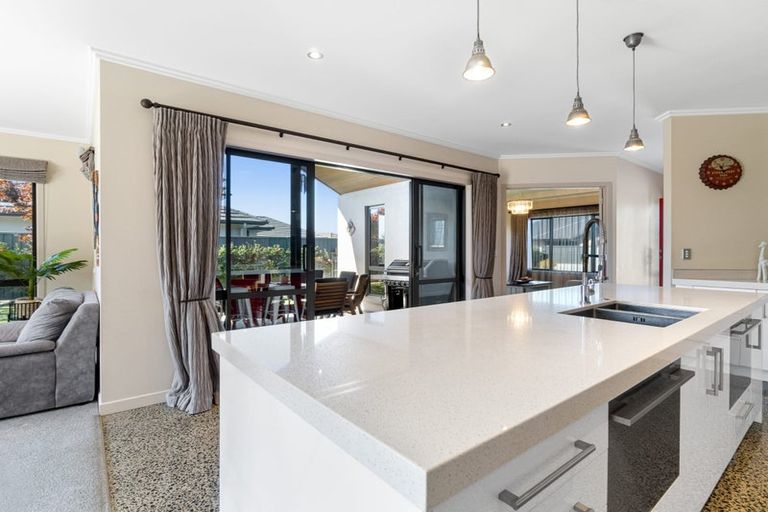 Photo of property in 11 Johnnybro Place, Rototuna North, Hamilton, 3210